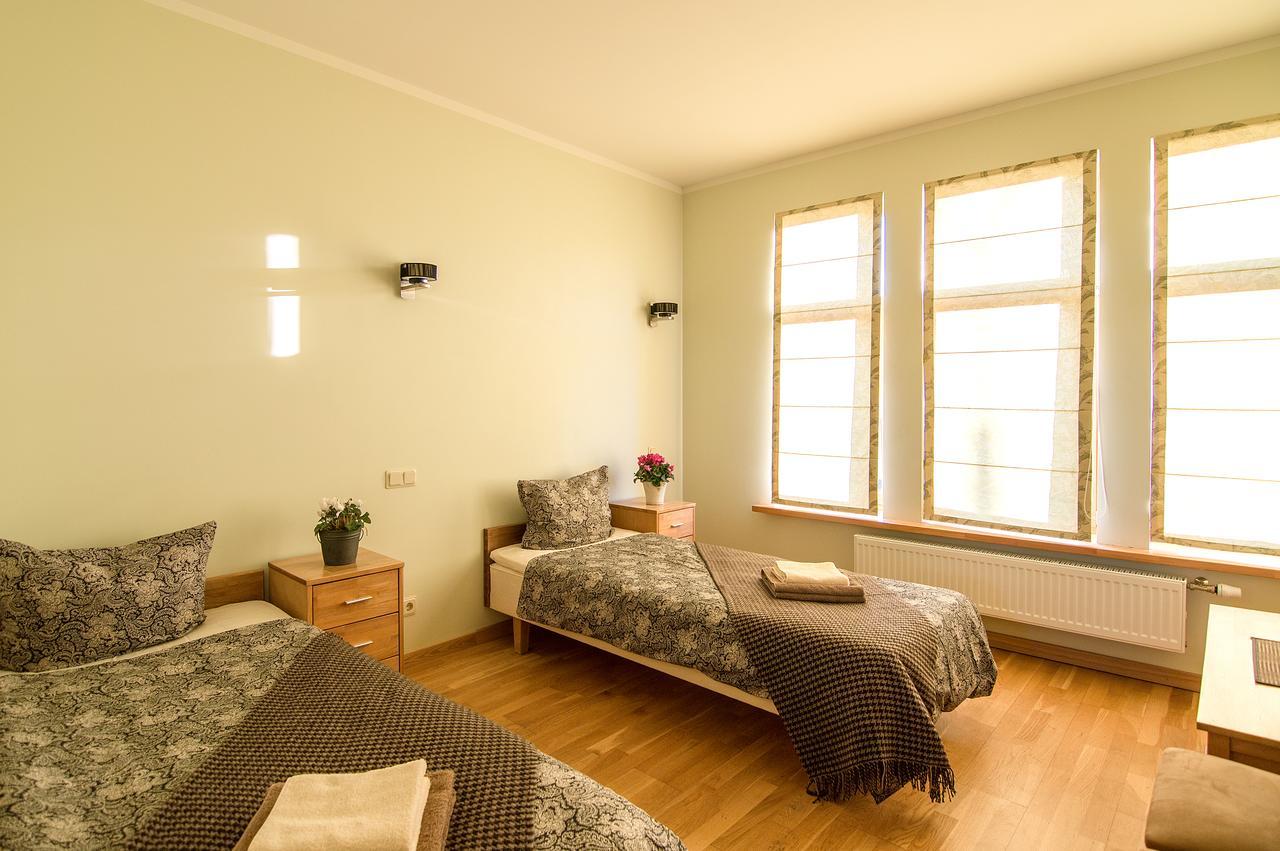 Helmi Hotel Ainaži エクステリア 写真