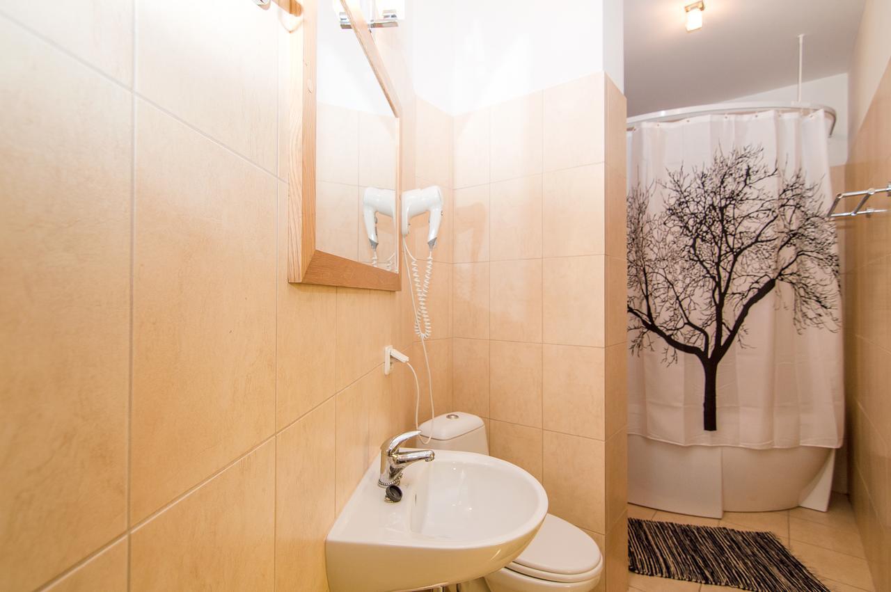 Helmi Hotel Ainaži エクステリア 写真
